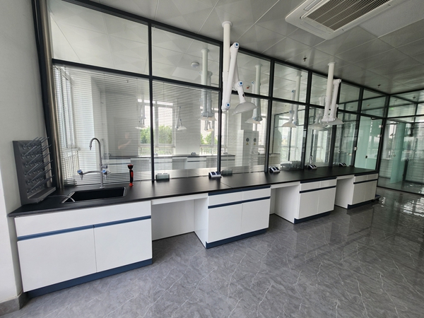 河南全鋼實驗台